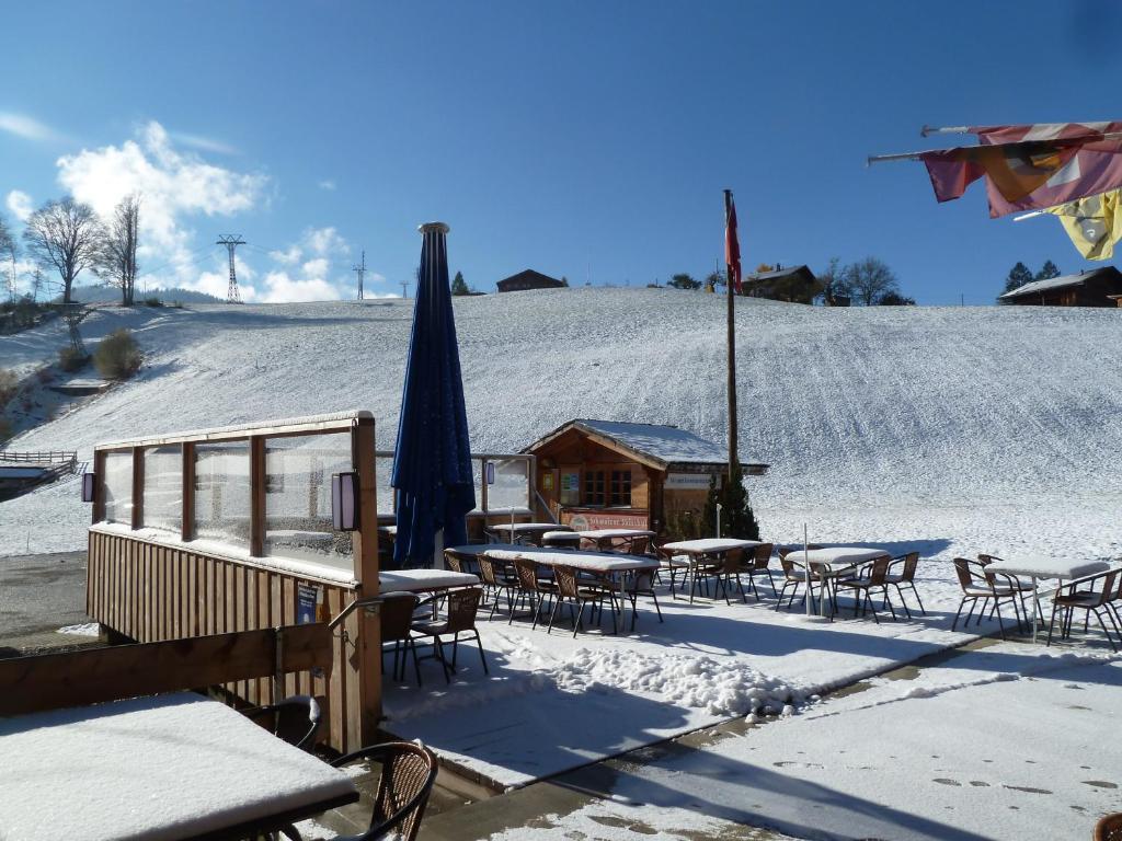 Gasthof Derby Hotel Zweisimmen Pokój zdjęcie